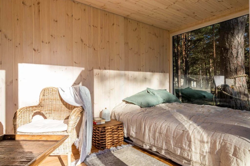sleeping-room-tiny-house