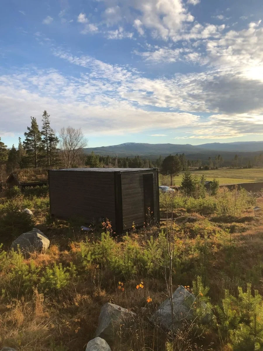 tiny-house-in-nature